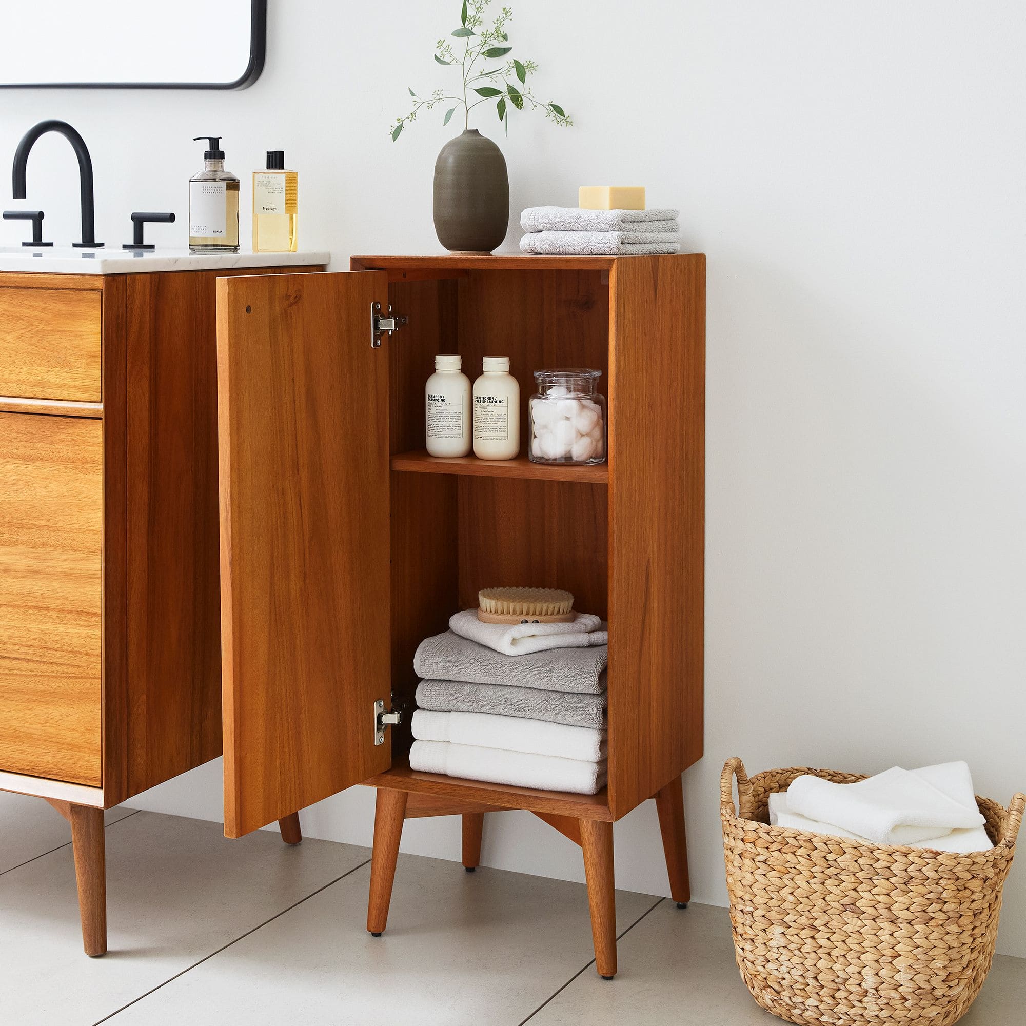 Avara Kabinet Kamar Mandi Minimalis Kayu Jati Avara Kabinet Kamar Mandi Minimalis Kayu Jati