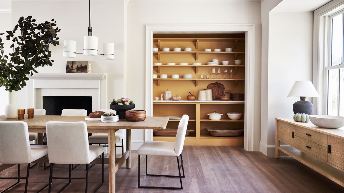 furniture ruang makan