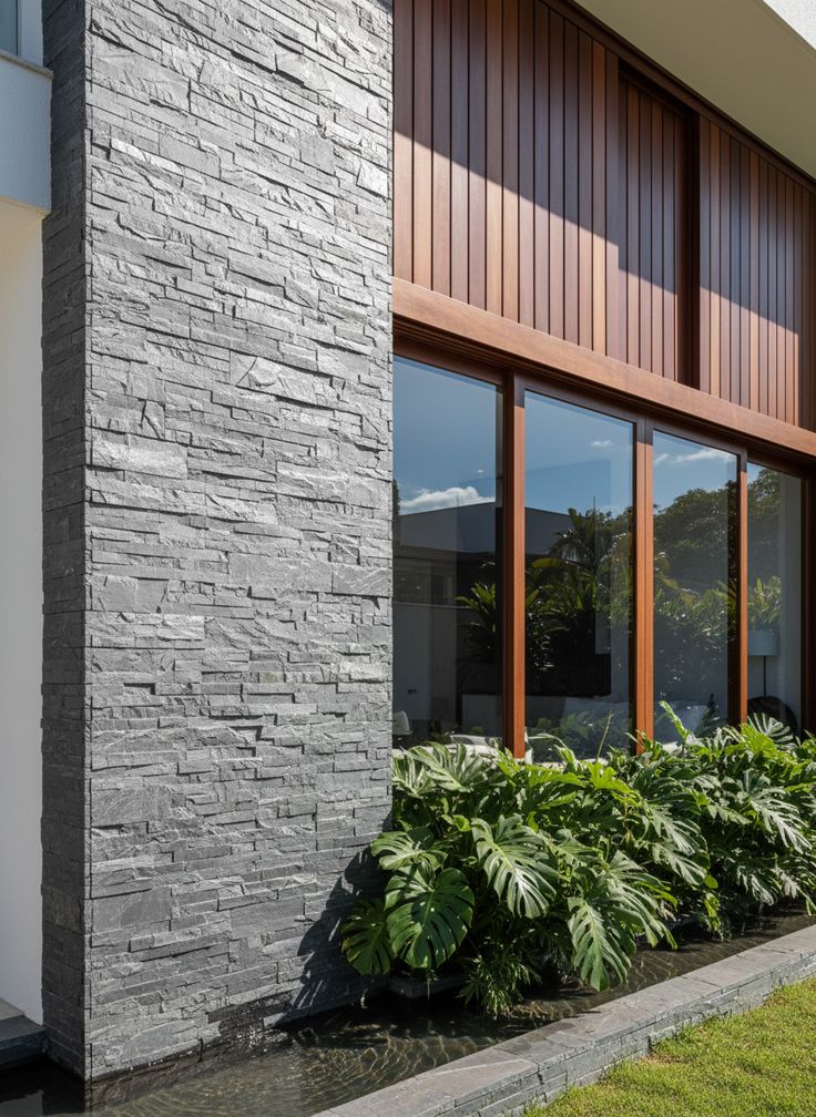 Fasad Rumah Minimalis dengan Aksen Batu Alam Fasad Rumah Minimalis dengan Aksen Batu Alam