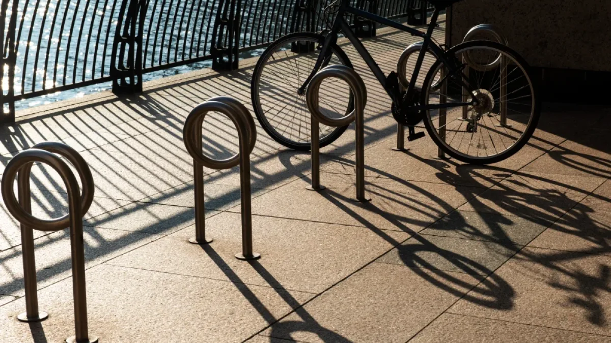 Apa Itu Street Furniture