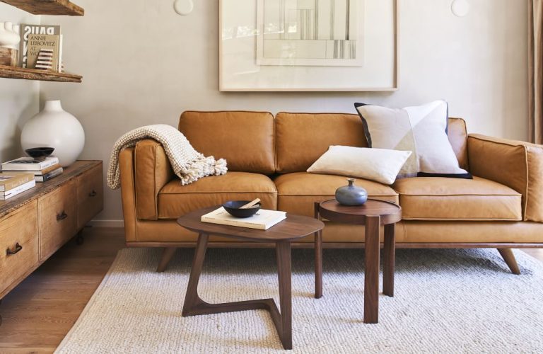 Cara Membersihkan Sofa Kulit Sintetis dari Noda