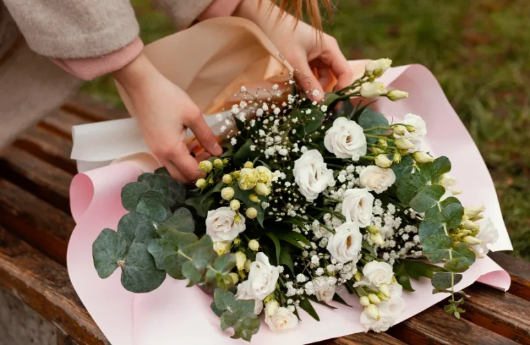 Toko buket bunga Whitebloom