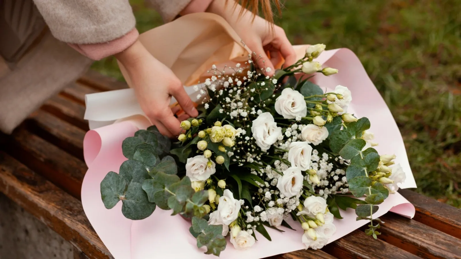 Toko buket bunga Whitebloom